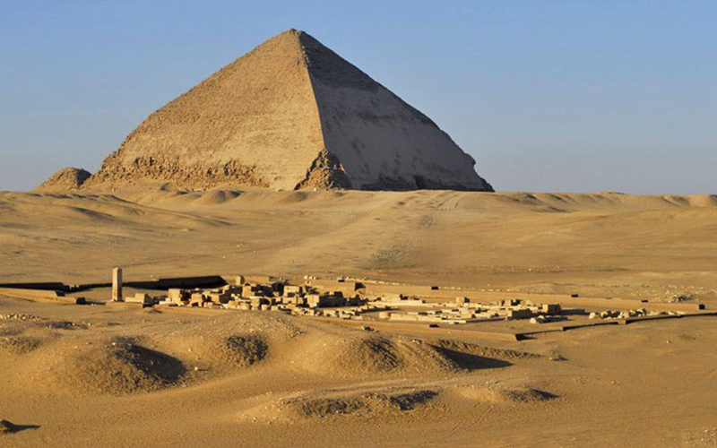 bent-pyramid-1